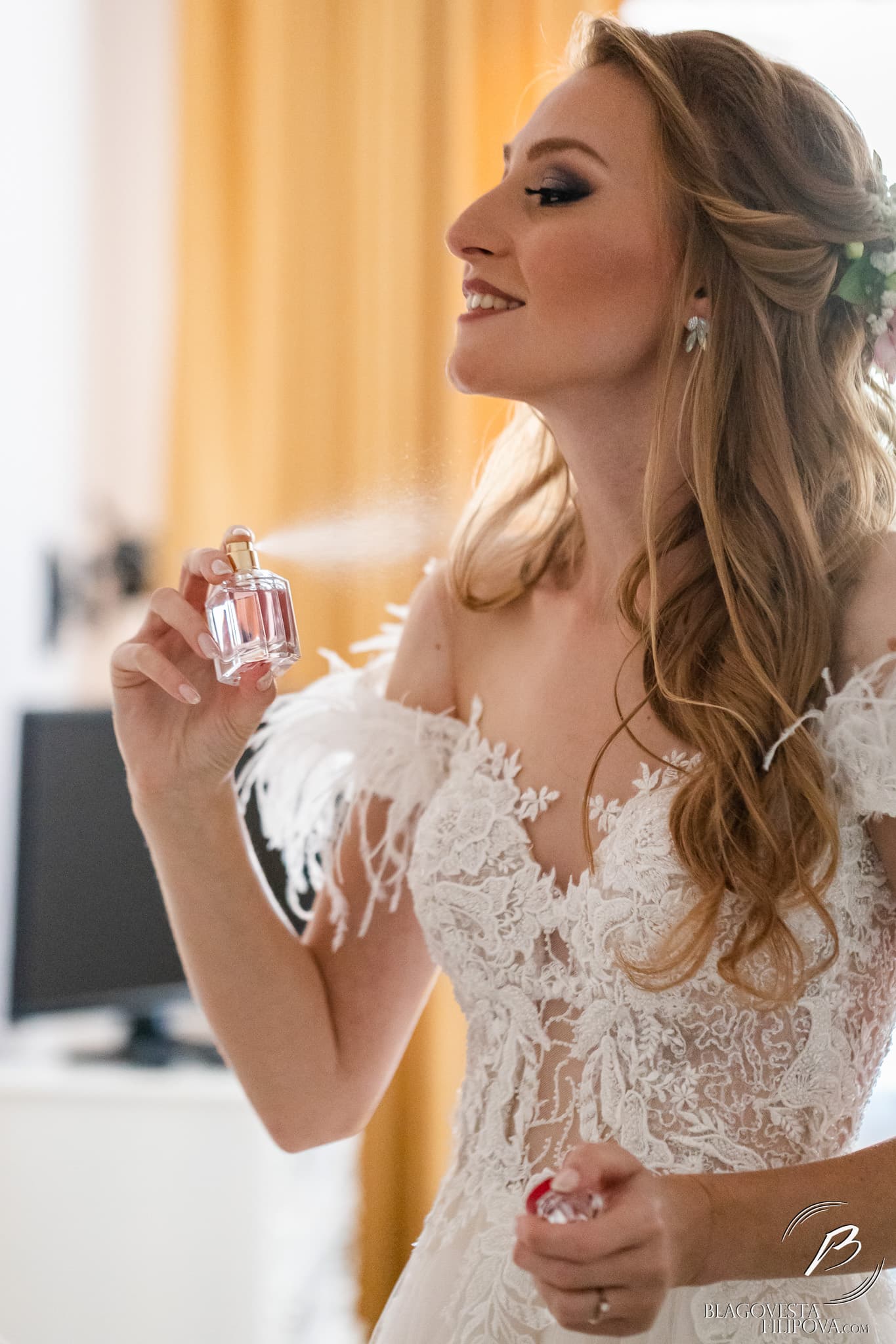 A close-up of the bridal bouquet